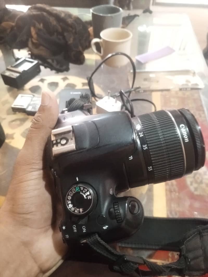DSLR Camera 6