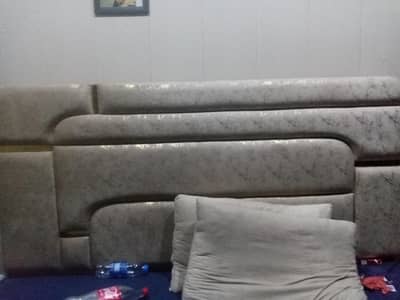 bed side tables mattress