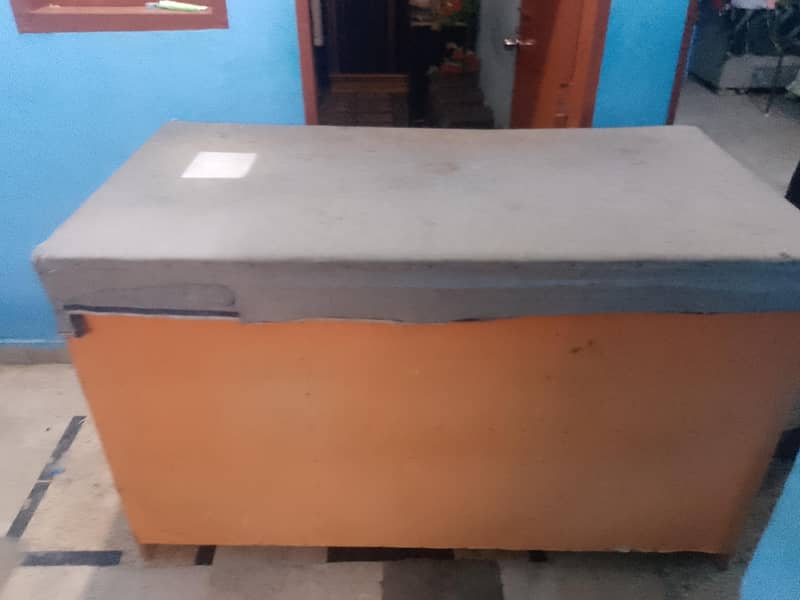 machine and Table 0