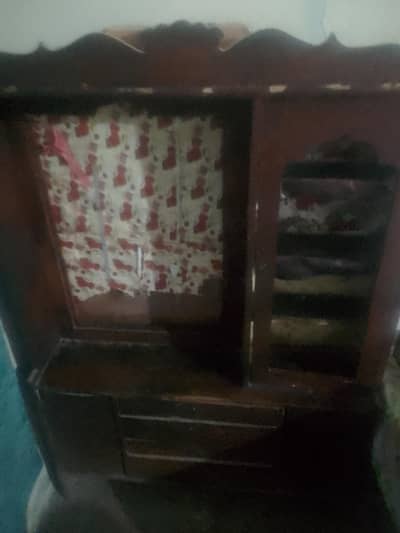 5x4 Foot Wooden Showcase / Crockery Cabinet for Sale