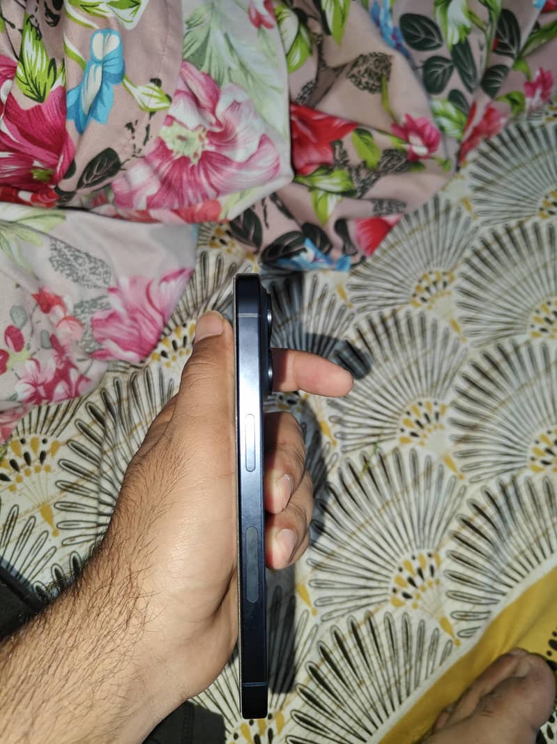 iphone 15 pro 1