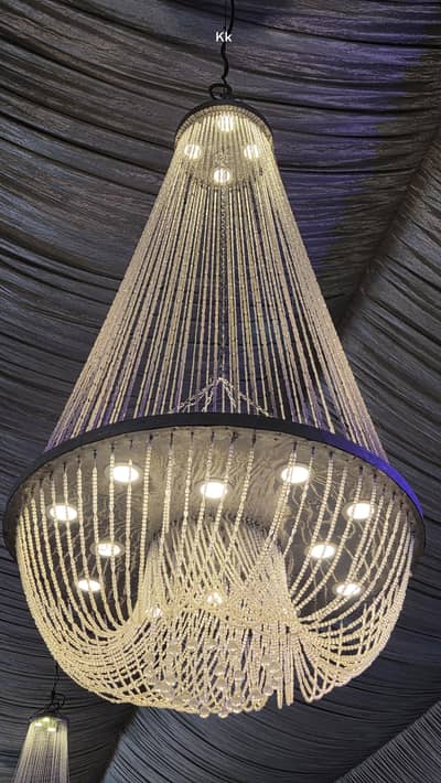 Big Size Fanoos (Chandelier) – 1.5 Years Used – Excellent Condition ||