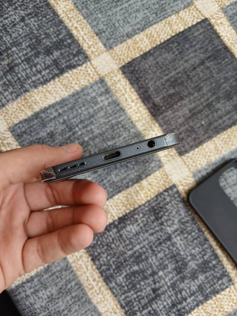 Tecno Spark 40 pro 1