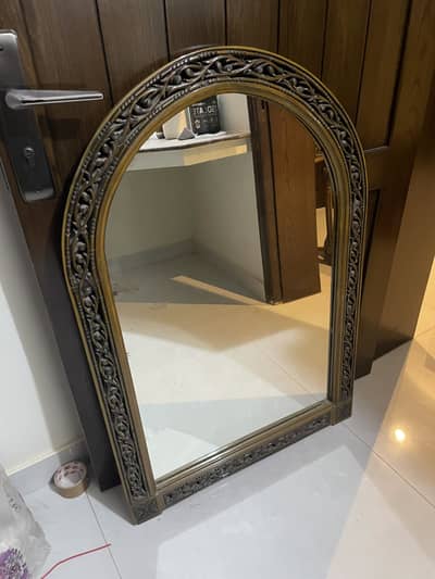 Wooden Mirror with table