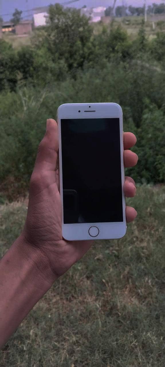 Apple iPhone 7 offical pta approved 1