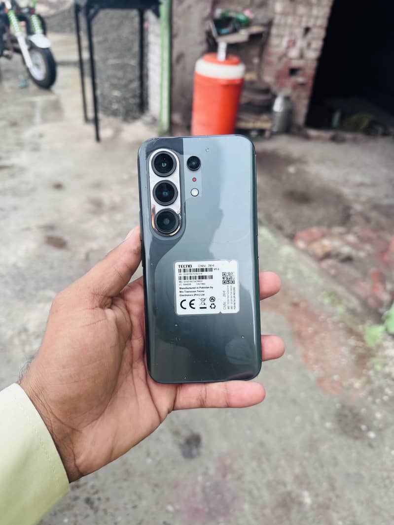 Tecno CAMON 20 1