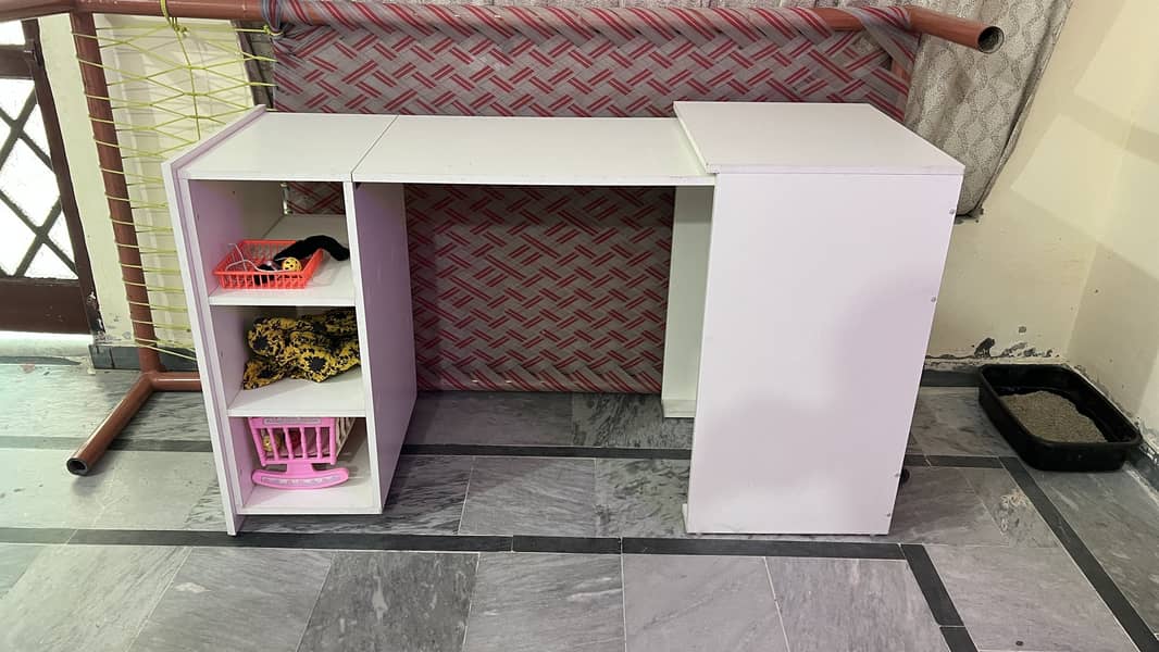 Foldable table 3