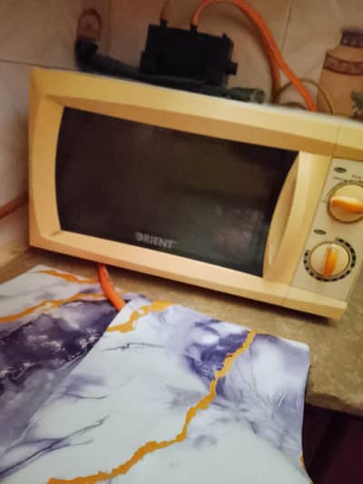 microwave oven Good condition