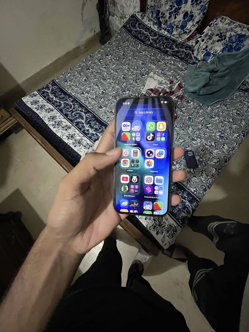 Apple iPhone 13 Pro 3