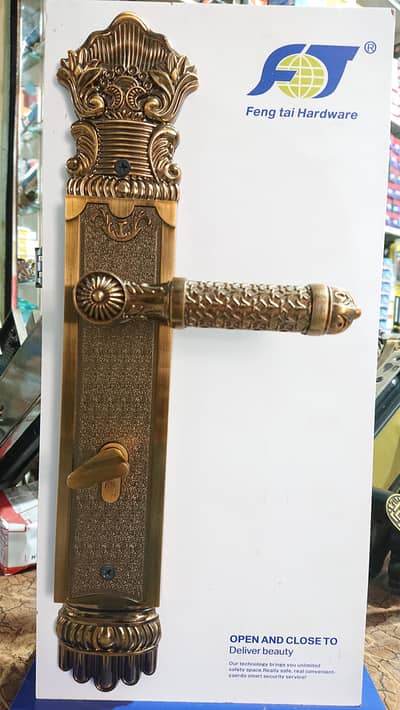 Stylish main door handle