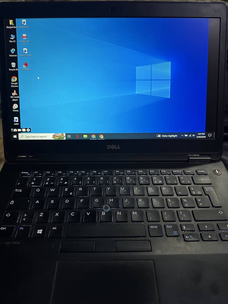 Dell Latitude E7470 0