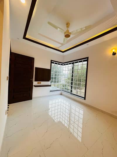 5 Marla House For Rant BB Black BahriaTowan Lahore