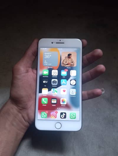 Apple iPhone 7 Plus