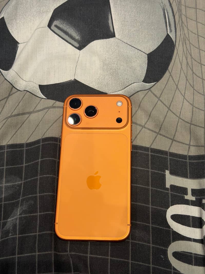 Apple iPhone 17 Pro Max 0