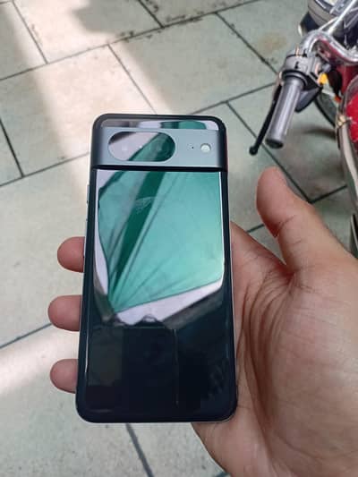 Google Pixel 8