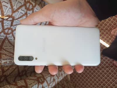 Samsung a30s- 4/128