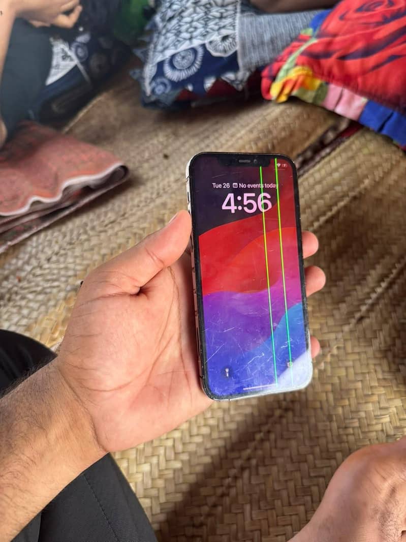 Apple iPhone 12 Pro 3