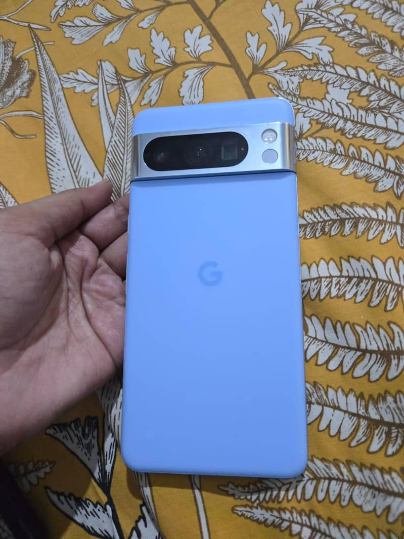 Google Pixel 8 Pro 2