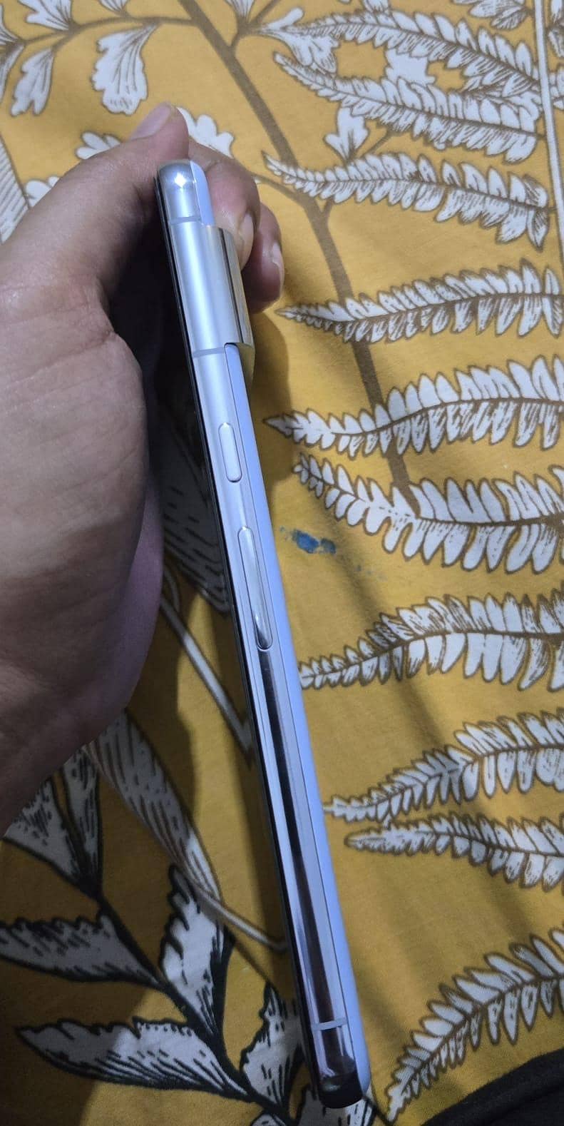Google Pixel 8 Pro 4