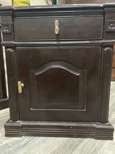 Bed ,Two Sight tables ,Dressing tables