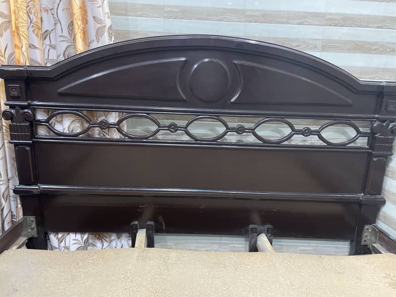 Bed ,Two Sight tables ,Dressing tables 1