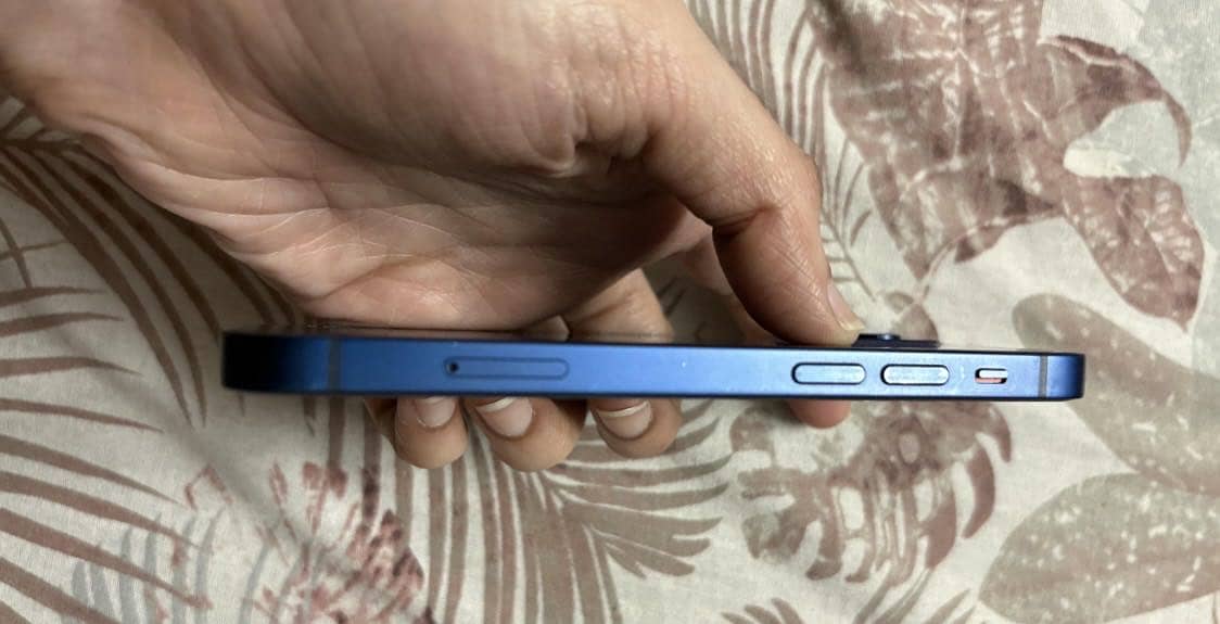 Apple iPhone 12 mini 1