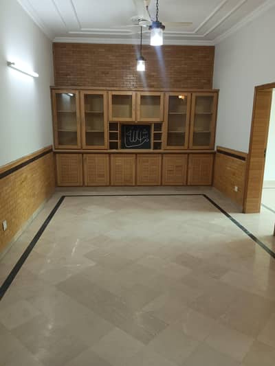 G-11 Size 8 Marla Upper Floor Portion For Rent