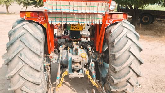 MF 385 Perkin