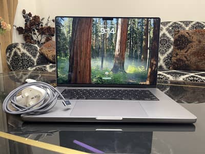 Apple Macbook Pro M1 Chip 2021,16 Inches, 32GB Ram, 500GB SSD