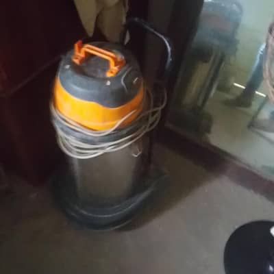 vacuum cleaner