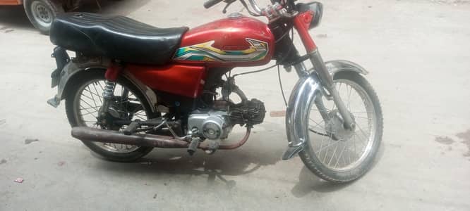 Honda 70cc 1982 Model. . . old is Gold