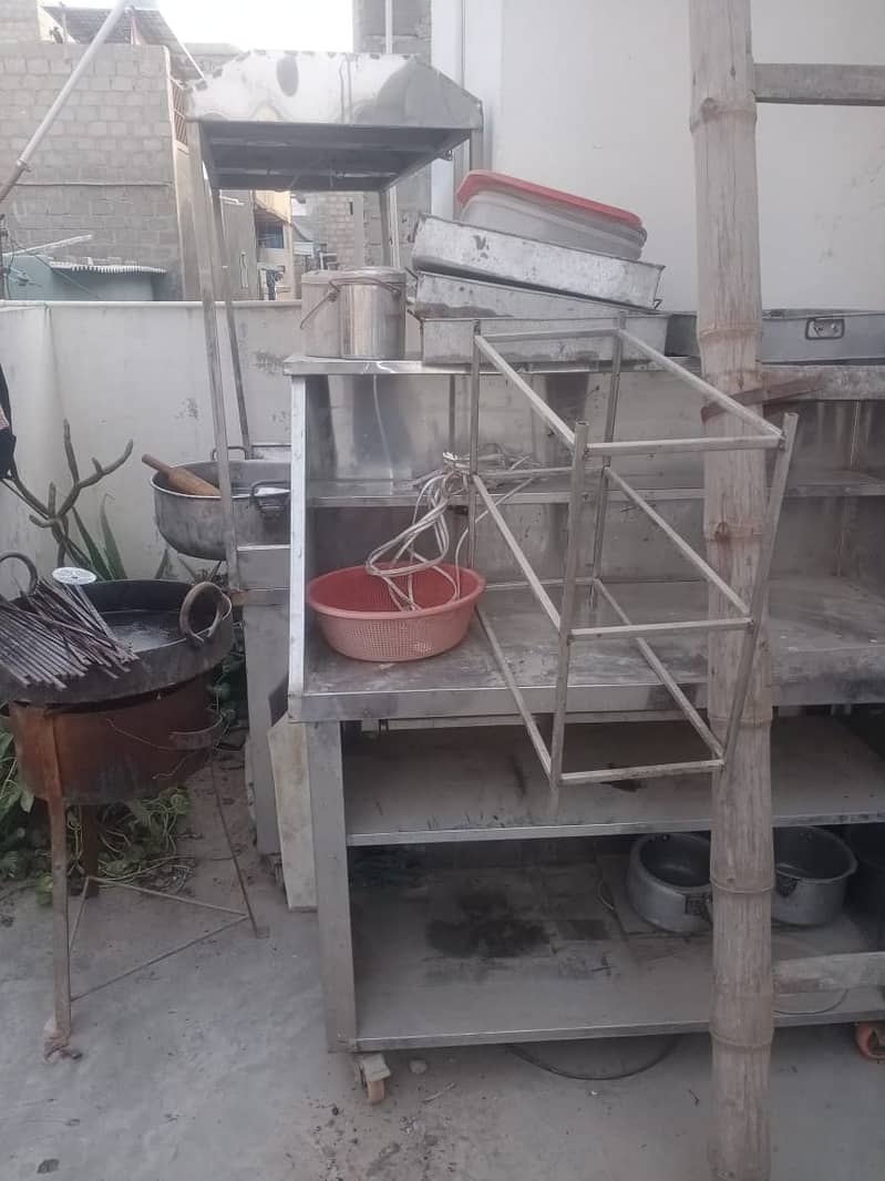 BAR BE QUe 2