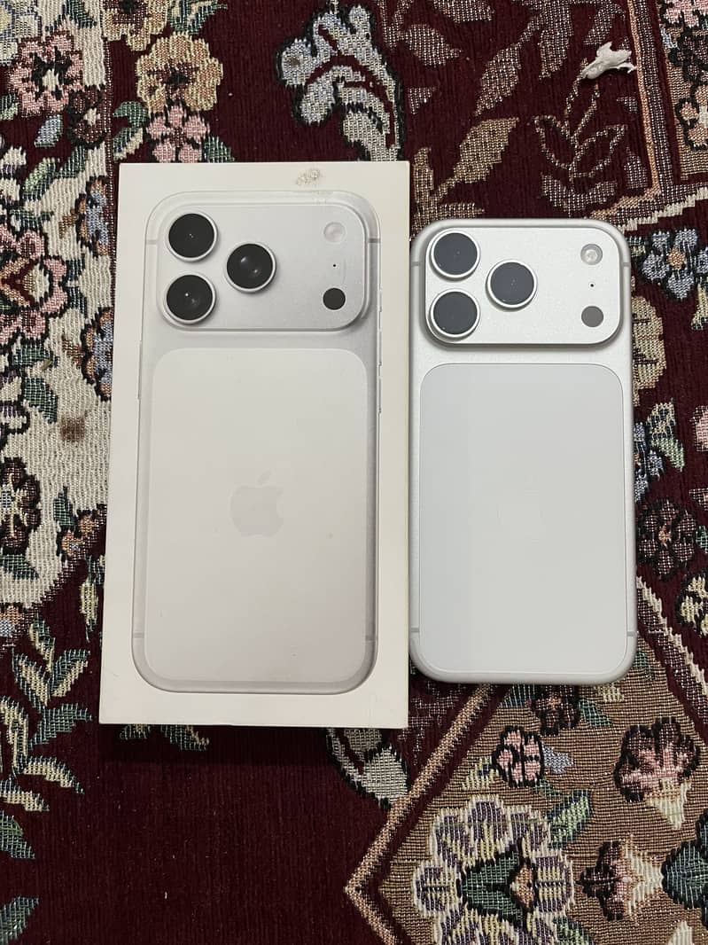 Apple iPhone 17 pro 0