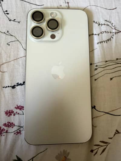 Apple iPhone 15 Pro Max 256, White, 10/10 condition NON PTAA with box