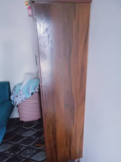 urgent for sale 2 door almari like new