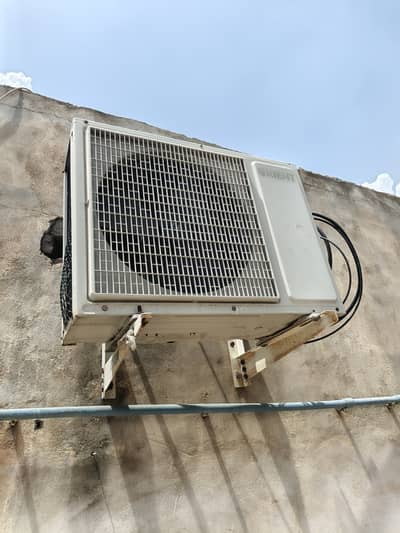 Two Beautiful Air conditioner one window and one split AC