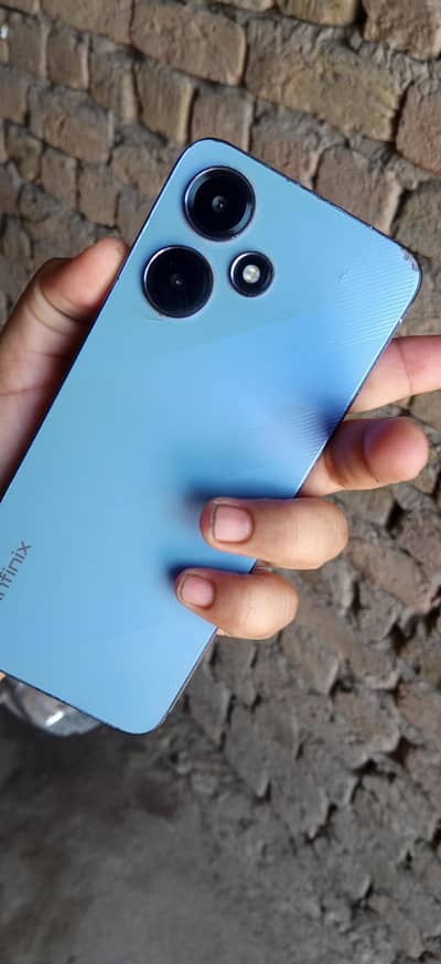Infinix Hot 30 Play