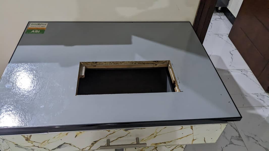 Sewing machine Table 3