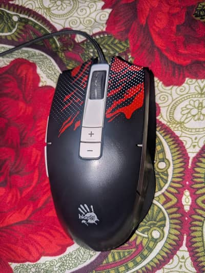 Bloody es8 gaming mouse 10/10 condition