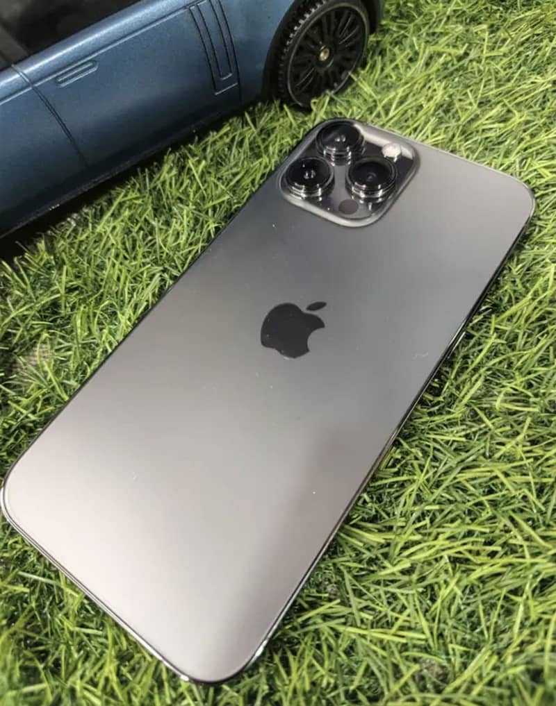 IPhone 13 Pro Max 0
