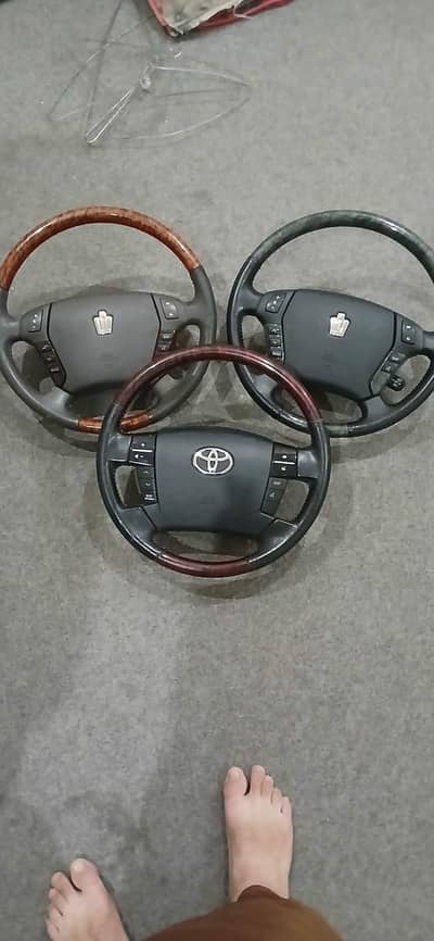 Toyota  crown and markx streeng weel all Pakistan delivery
