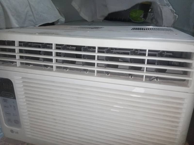 good condition window ac 0