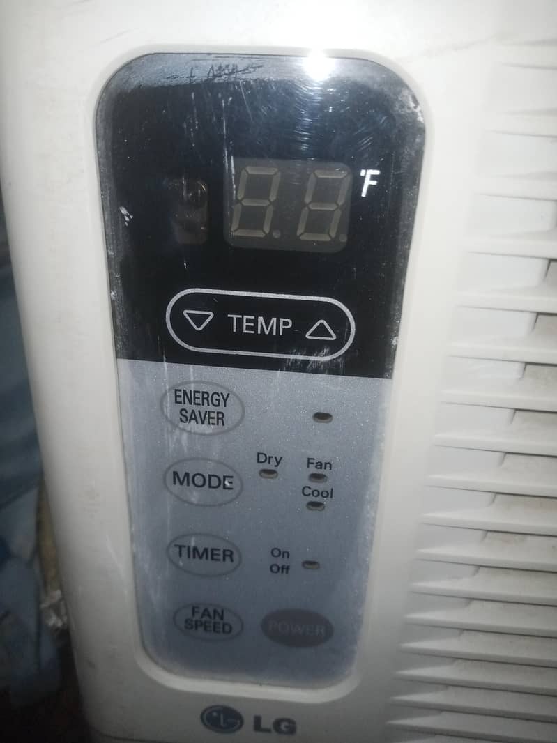good condition window ac 2