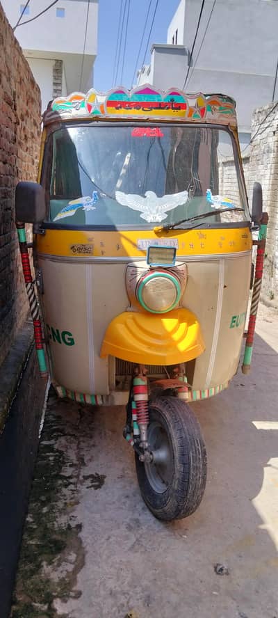 united 200cc auto riksha engen ger all ok