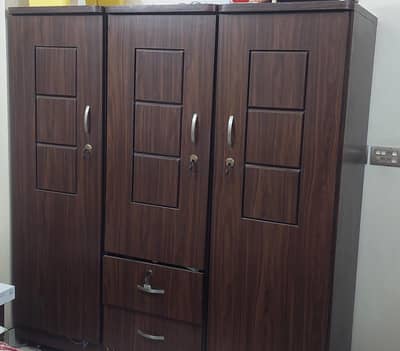 3 and 2 doors wardrobes