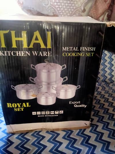 3 Pateela set "6 pcs" & 4 pcs cooking spoon