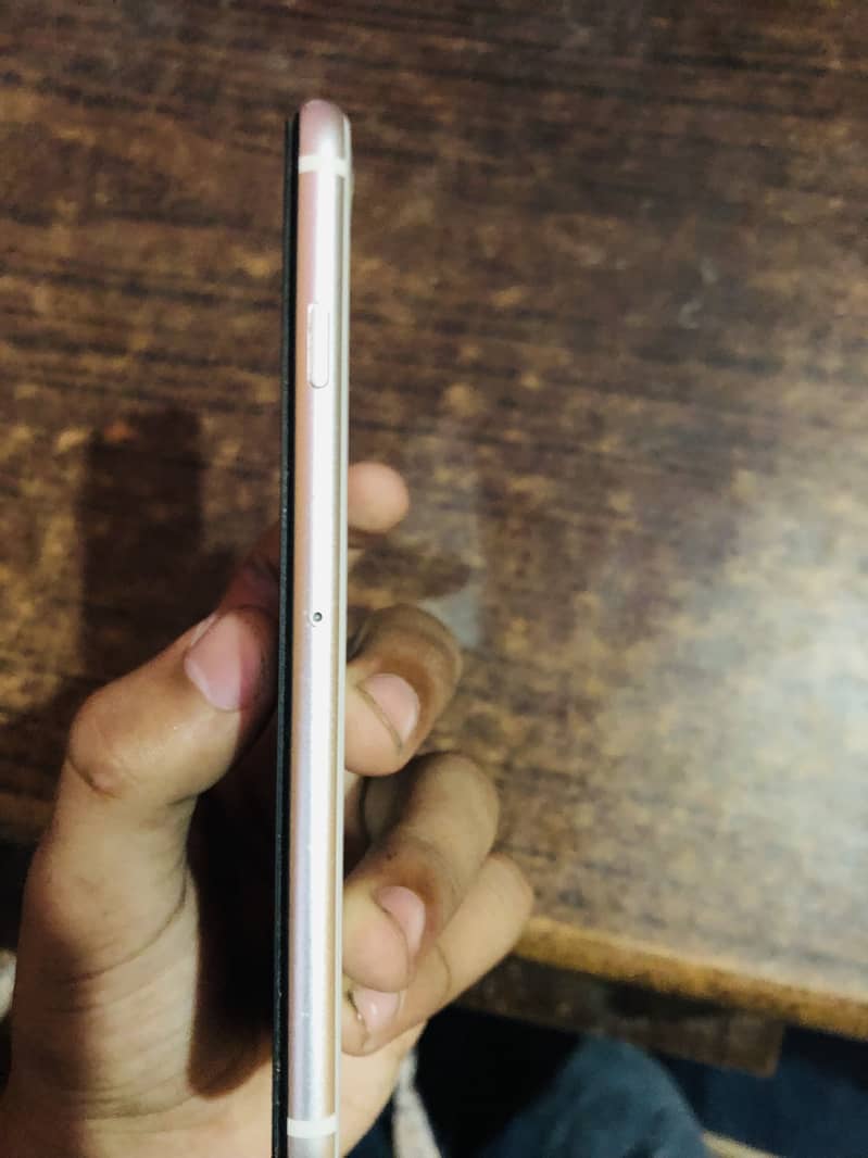 Apple iPhone SE 3