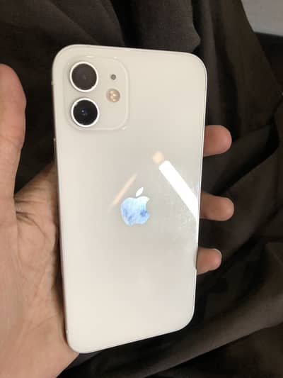 Apple iPhone 12