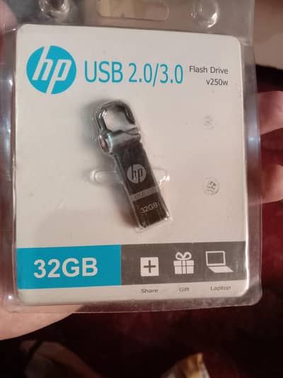 HP 32GB USB 3.0 Flash Drive