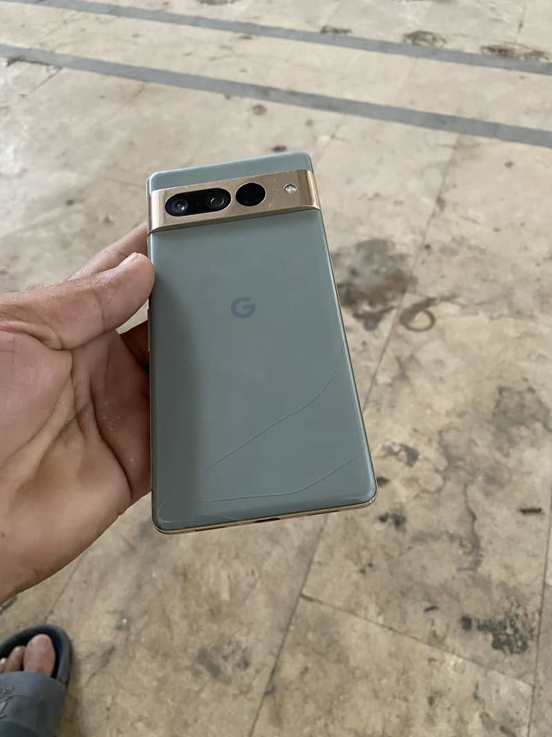 Google Pixel 7 Pro 4